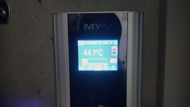 Installierter MyPV AC-Thor S9